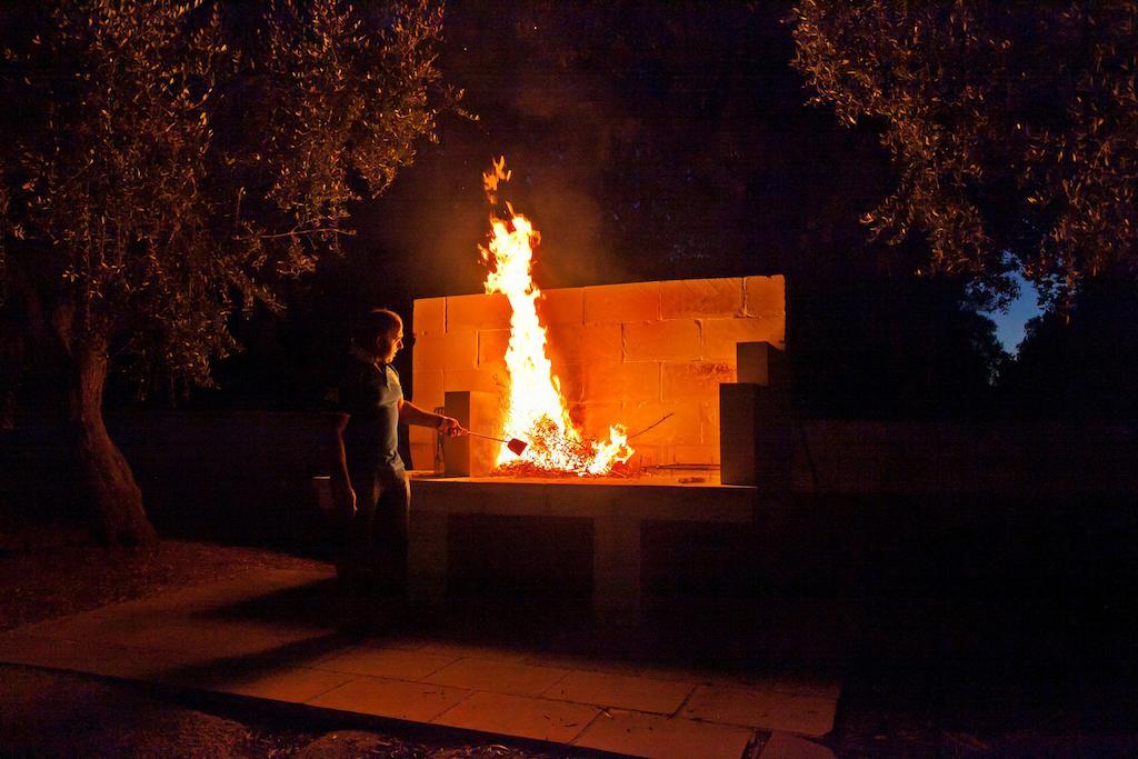 Agriturismo La Collina Degli Ulivi ウッジャーノ・ラ・キエーザ エクステリア 写真